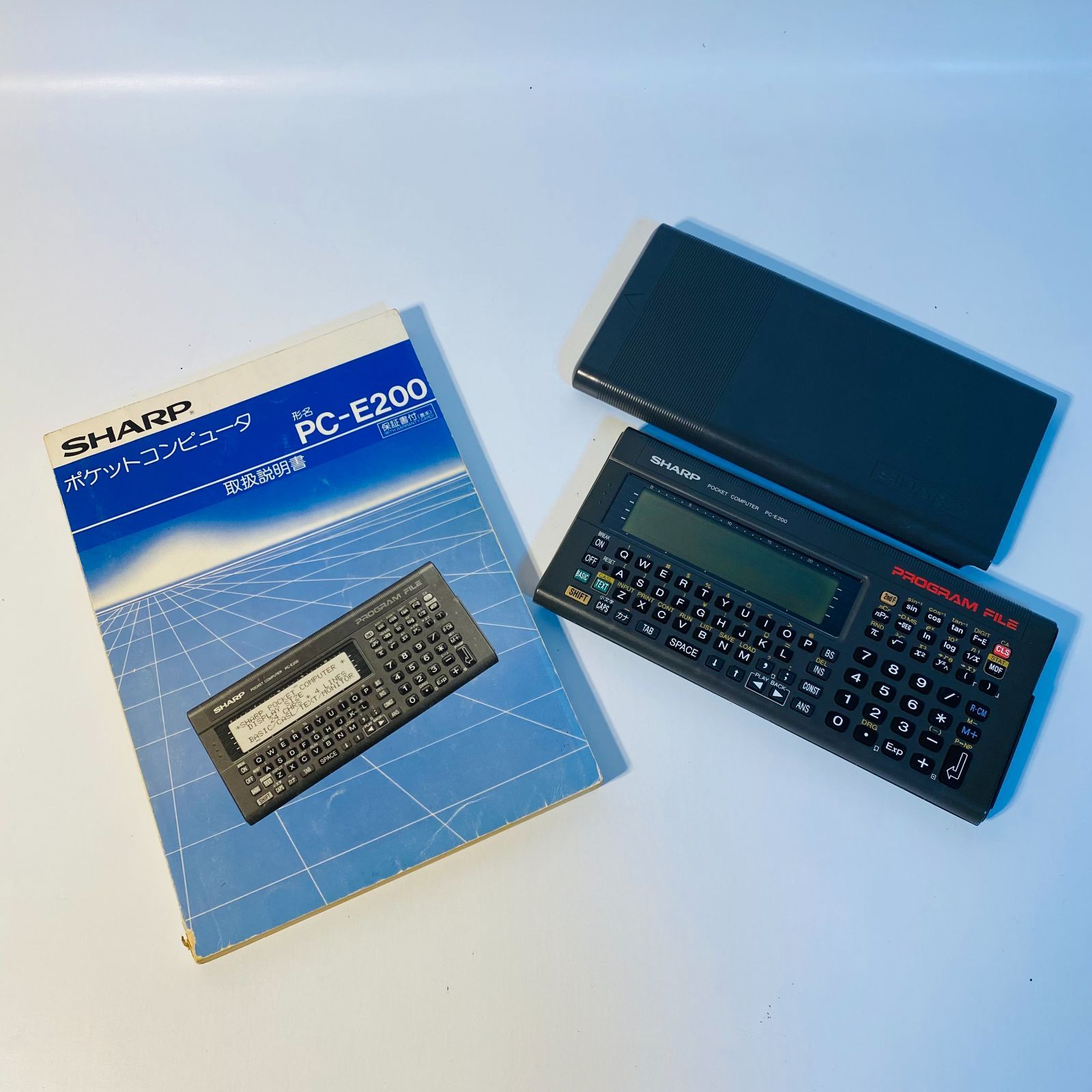 シャープ　ポケットコンピュータ PC-E200　✨ポケコン✨レア✨電源入ります✨ SHARP シャープ POCKET COMPUTER ポケットコンピューター PC-E200 訳