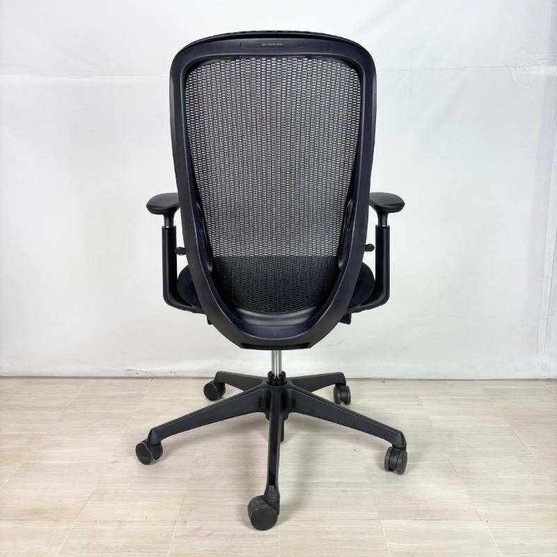 ブラック 可動肘