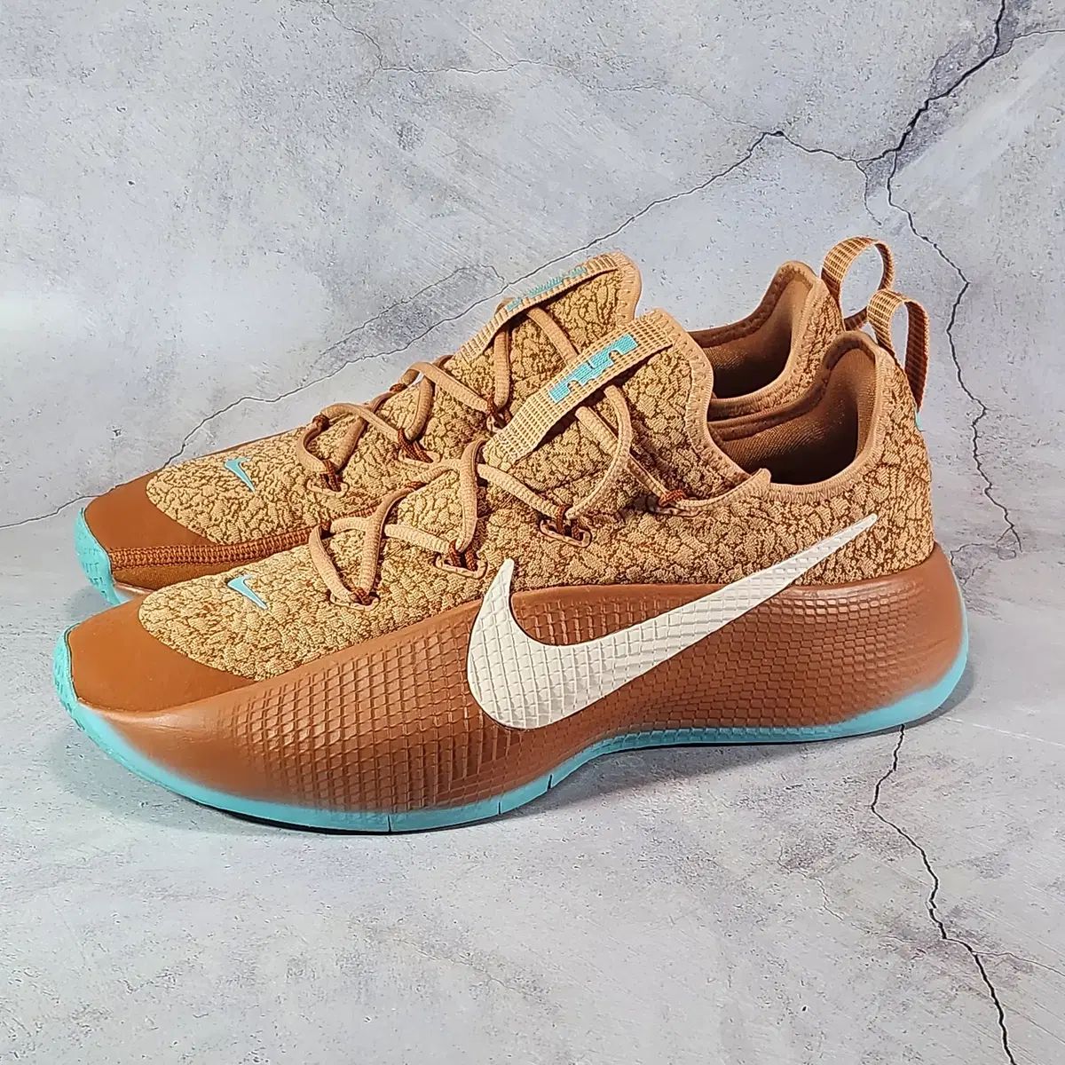 ナイキ 280 レブロン TR 1 アンバー ブラウン DARK RUSSET 新品 - メルカリ