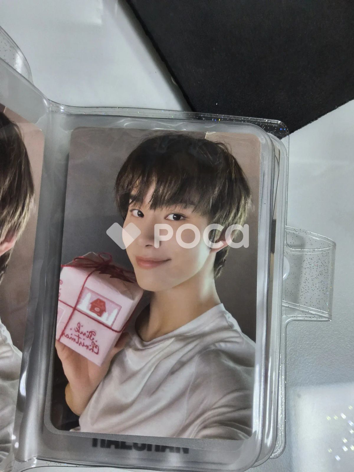 NCT ジョンウ 2024 PINK CHRISTMAS PHOTO CARD RANDOM PACK - メルカリ