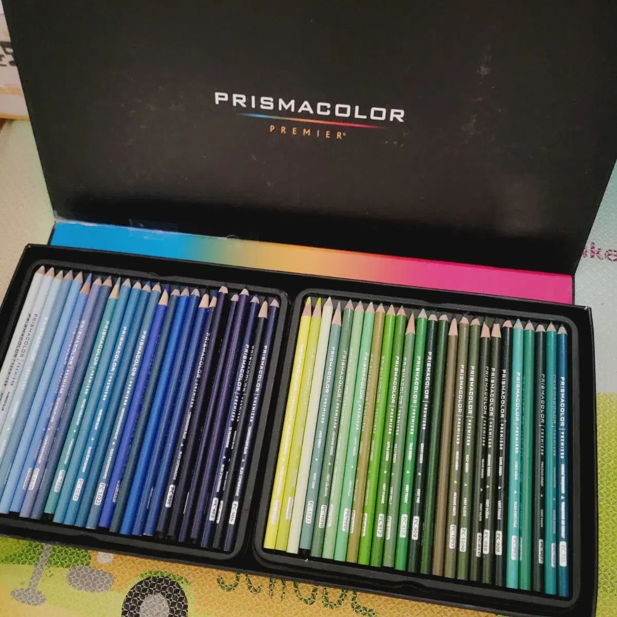 プリズマカラー 色鉛筆 150色 (使用感 적음) - メルカリ