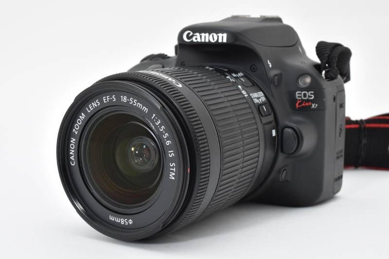 実用品 キレイめ】Canon キャノン EOS KISS X7 ショット数8819回と