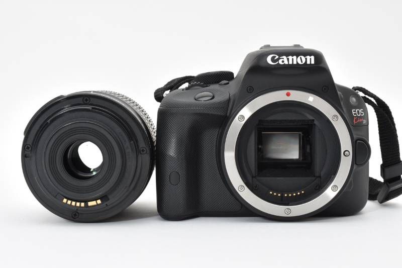 実用品 キレイめ】Canon キャノン EOS KISS X7 ショット数8819回と