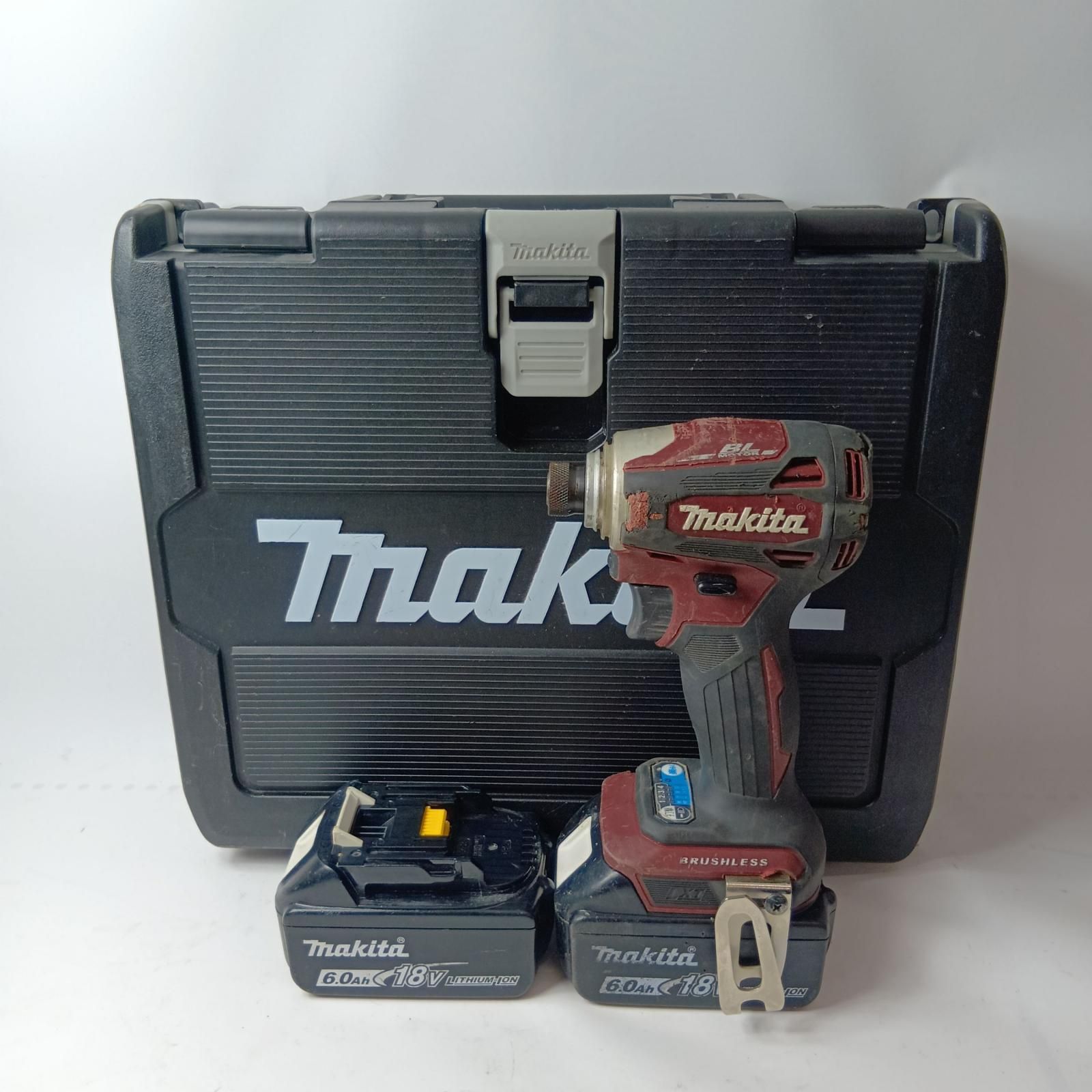 MAKITA マキタ インパクトドライバ TD172D オーセンティックレッド 充 