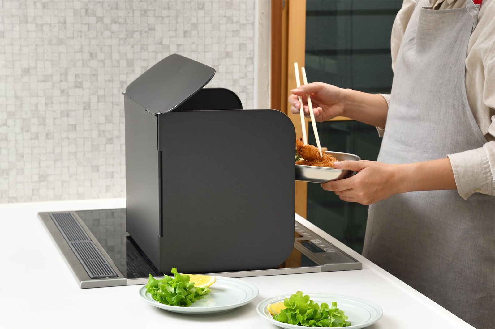 オークス レイエ Leye コンパクト 4面 レンジ ガード 日本製 上面 油ハネ をしっかりブロック たためる 分解 フッ素樹脂加工 お手入れしやすい LES 3229