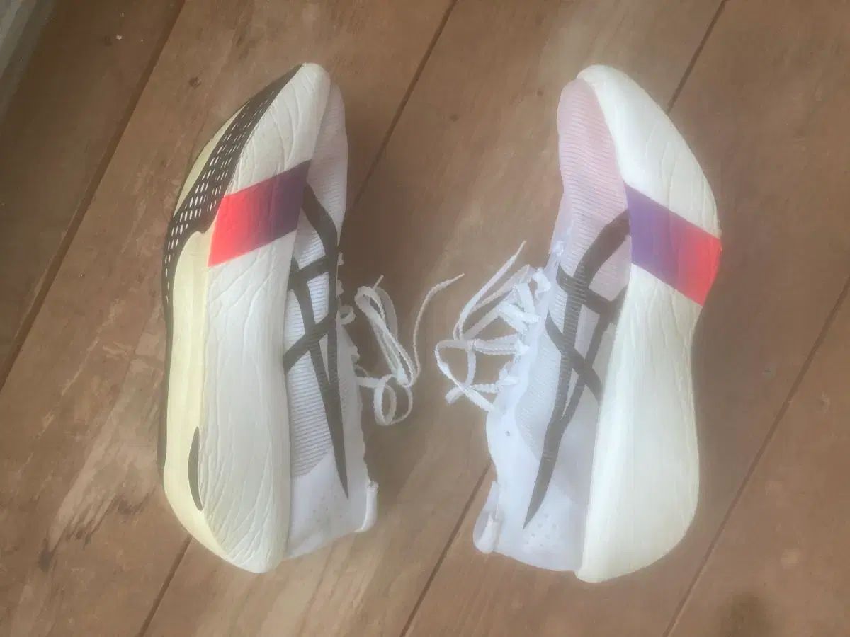 アシックス メタスピード レイ ランニングシューズ