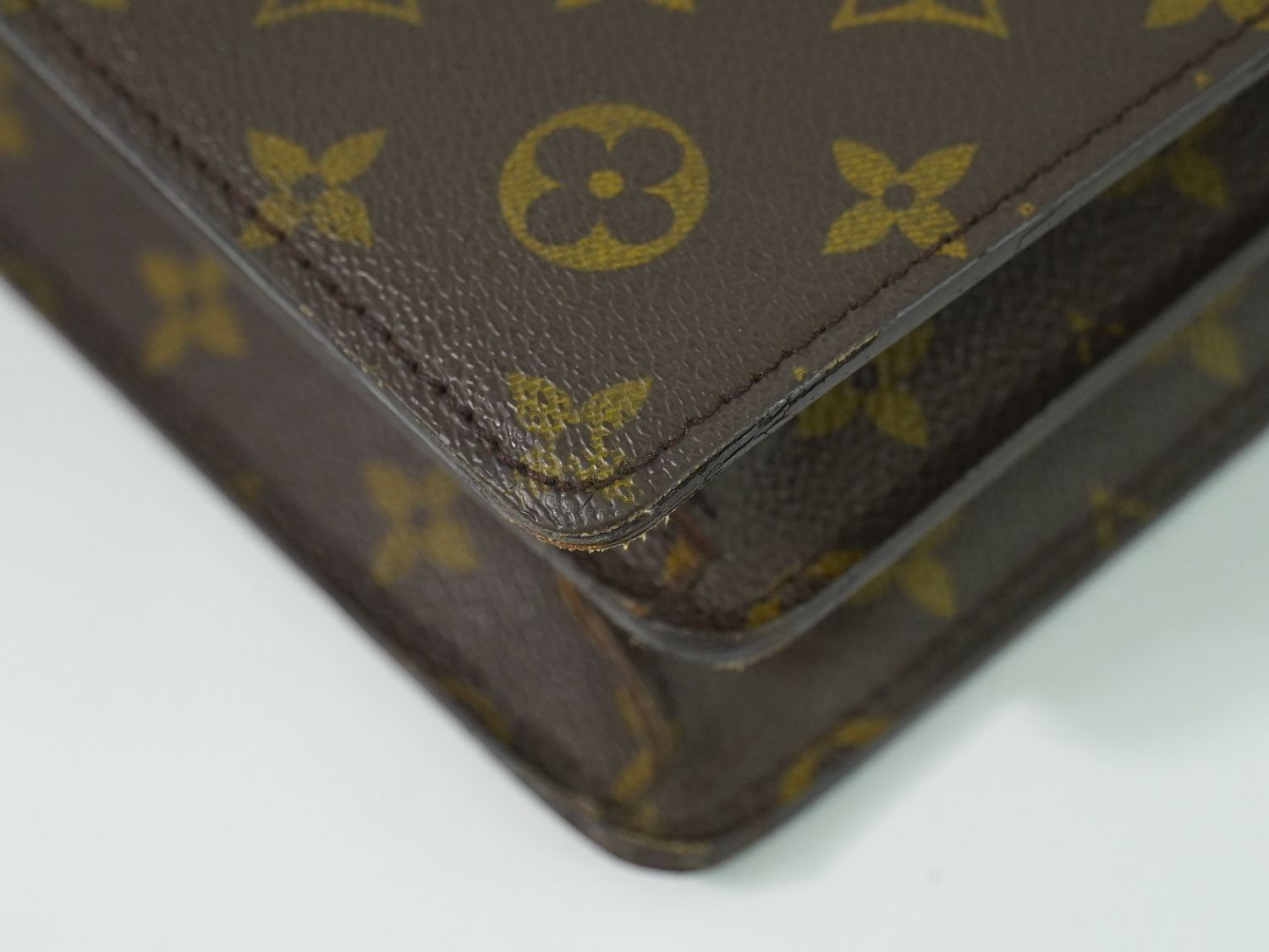 本物 ルイヴィトン LOUIS VUITTON LV セルヴィエット コンセイエ 