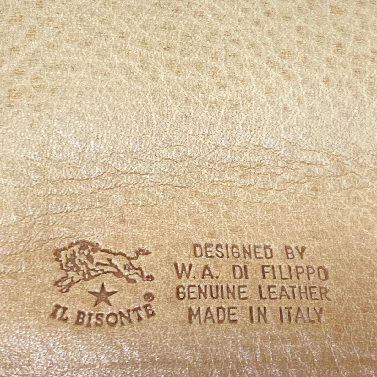 ライトブラウン レザー