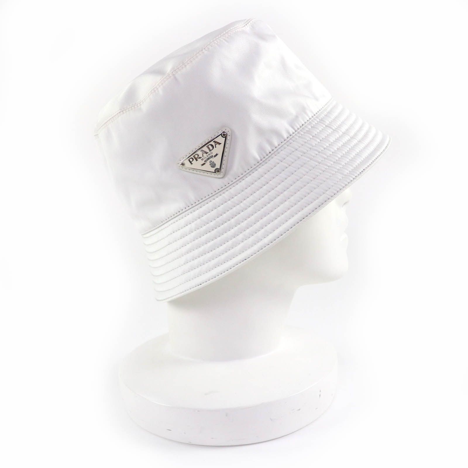 極美品☆PRADA プラダ 1HC137 Re-Nylon トライアングルロゴプレート 