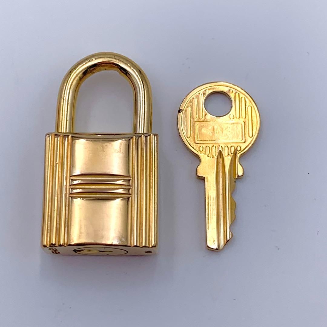 エルメス カデナ 24Kメッキ No.104 104番 鍵付き カデナキー