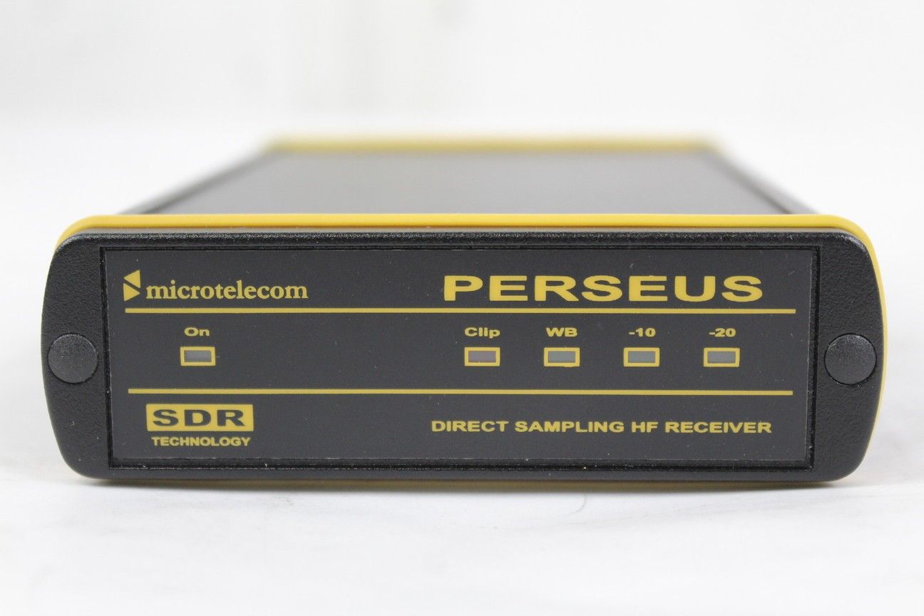 現状品 AOR PERSEUS ダイレクトサンプリング 短波帯 受信機 ペルセウス