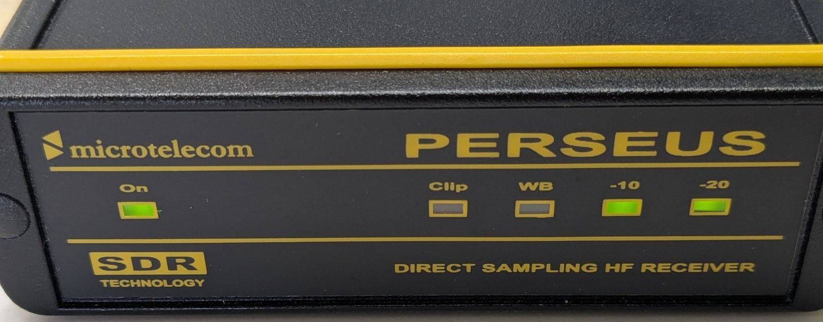 現状品 AOR PERSEUS ダイレクトサンプリング 短波帯 受信機 ペルセウス