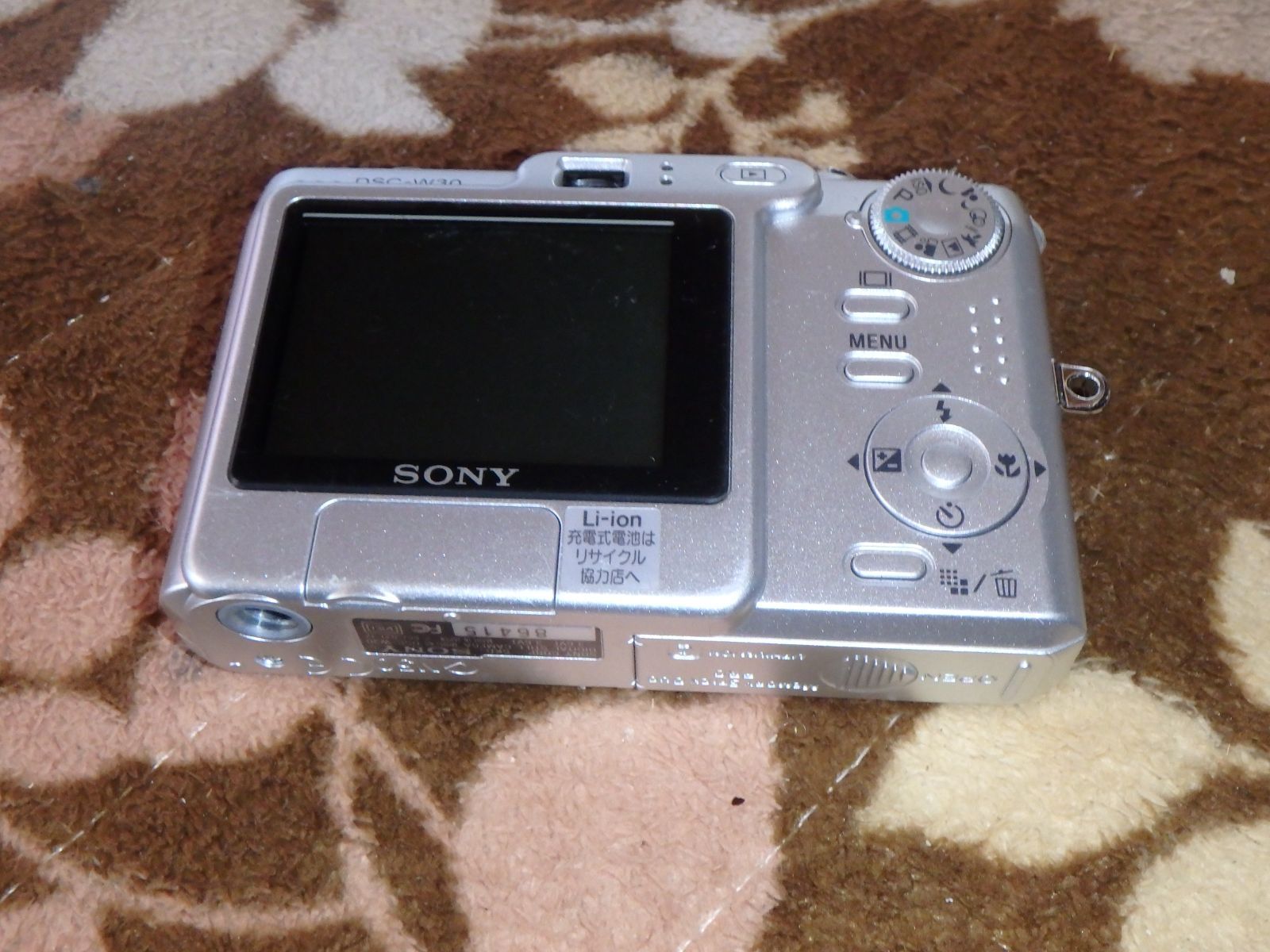 SONY Cyber-shot DSC-W30 デジタルカメラ ジャンク - メルカリ