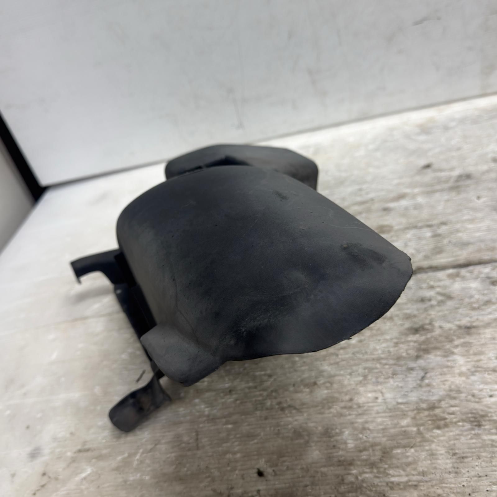 YAMAHA マジェスティ125 5CA リアインナーフェンダー ヤマハ 
