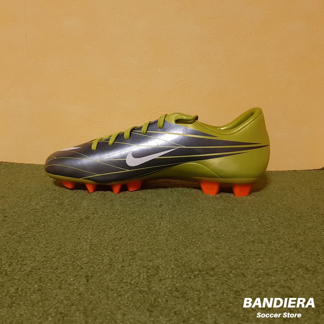 新品・未使用】NIKE ナイキ サッカースパイク マーキュリアル ミラクル