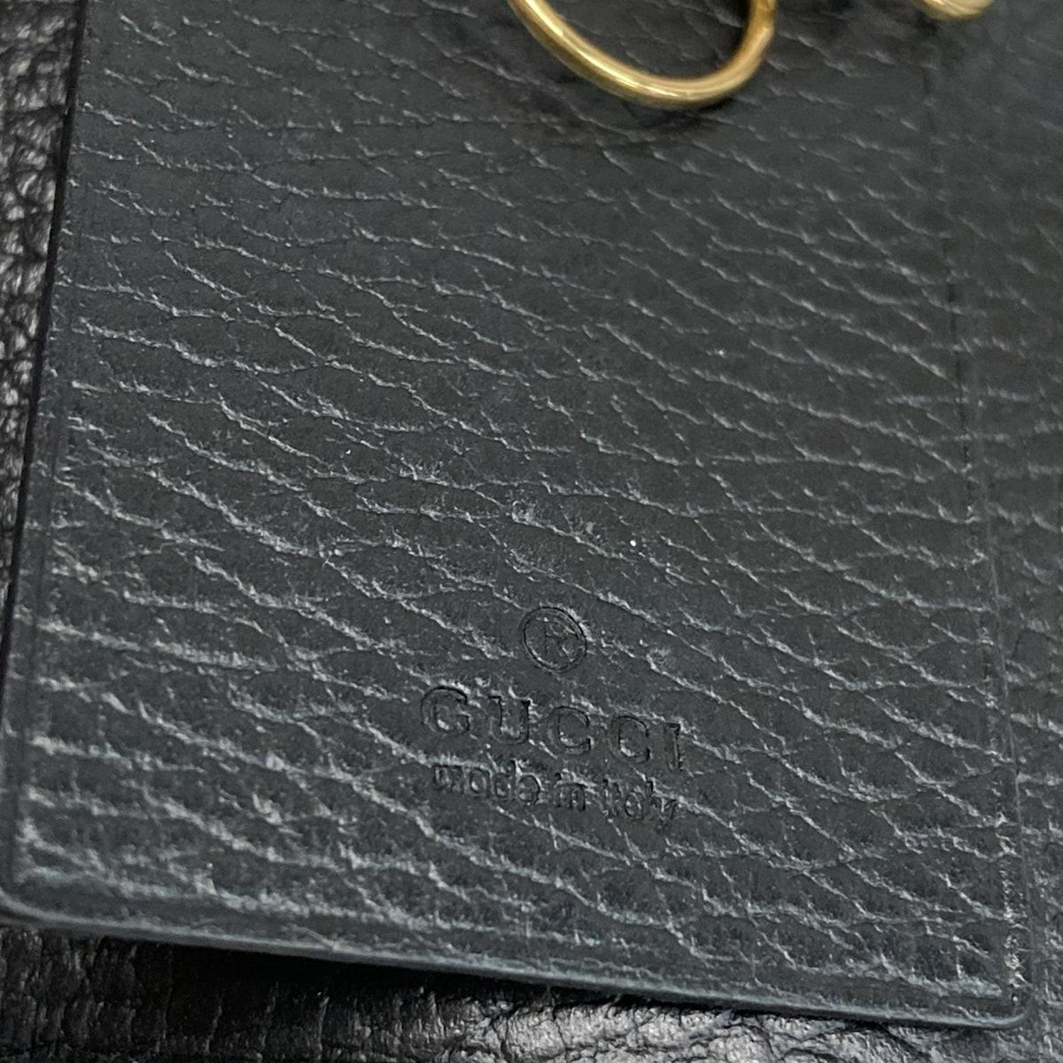 GUCCI(グッチ) キーケース GGマーモント 456118 黒 6連フック レザー