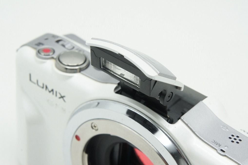 良品 Panasonic パナソニック LUMIX DMC-GF3 ボディ ミラーレス一眼