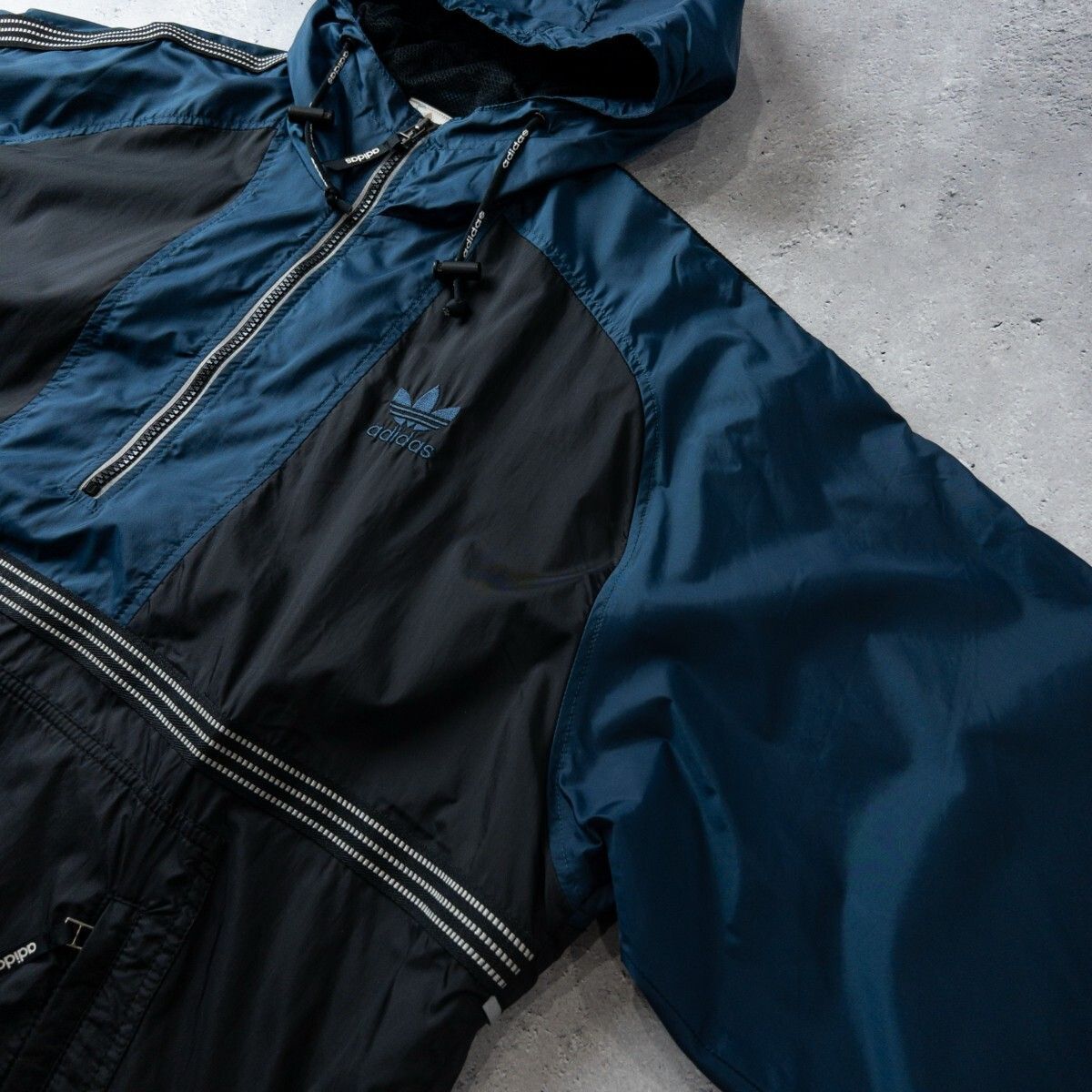 80s 90s デサント製 adidas アディダス アノラックパーカー ナイロン
