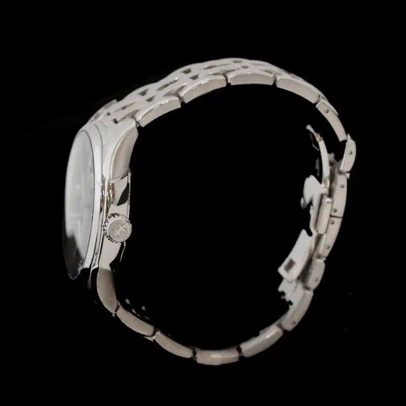 スチール グレー