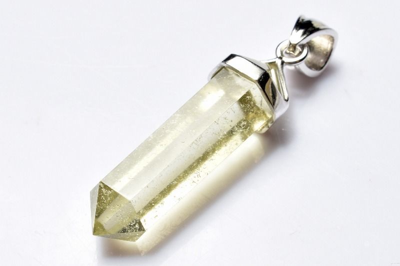 1点物】シルバー925◇AAA透明レモンカラー リビアングラス 32x9mm