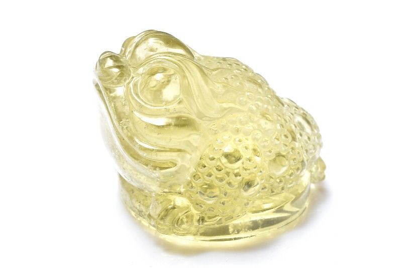 1点物】AAA+☆繊細彫刻 リビアングラス 34x29mm 金蟾 置物