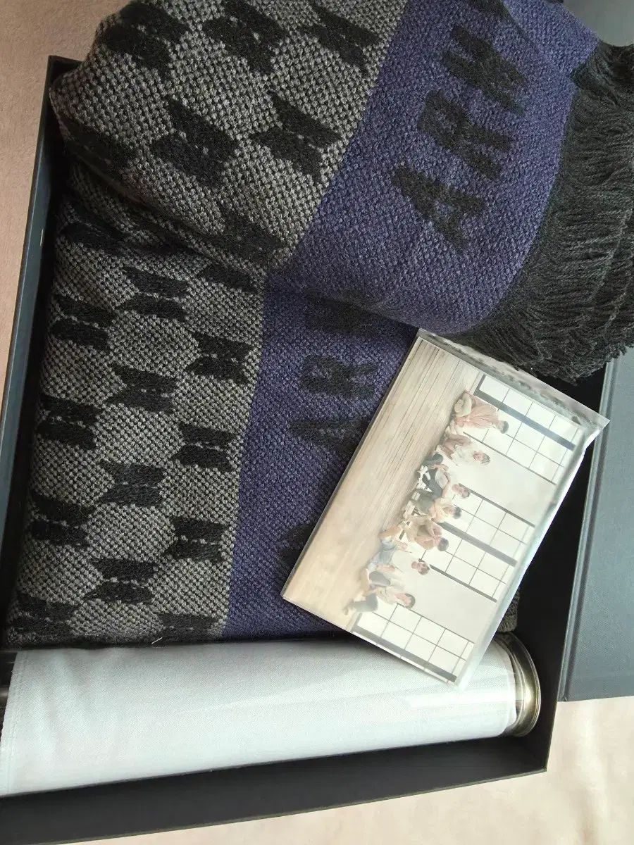 BTS MERCH BOX 1 未使用 フルセット - メルカリ