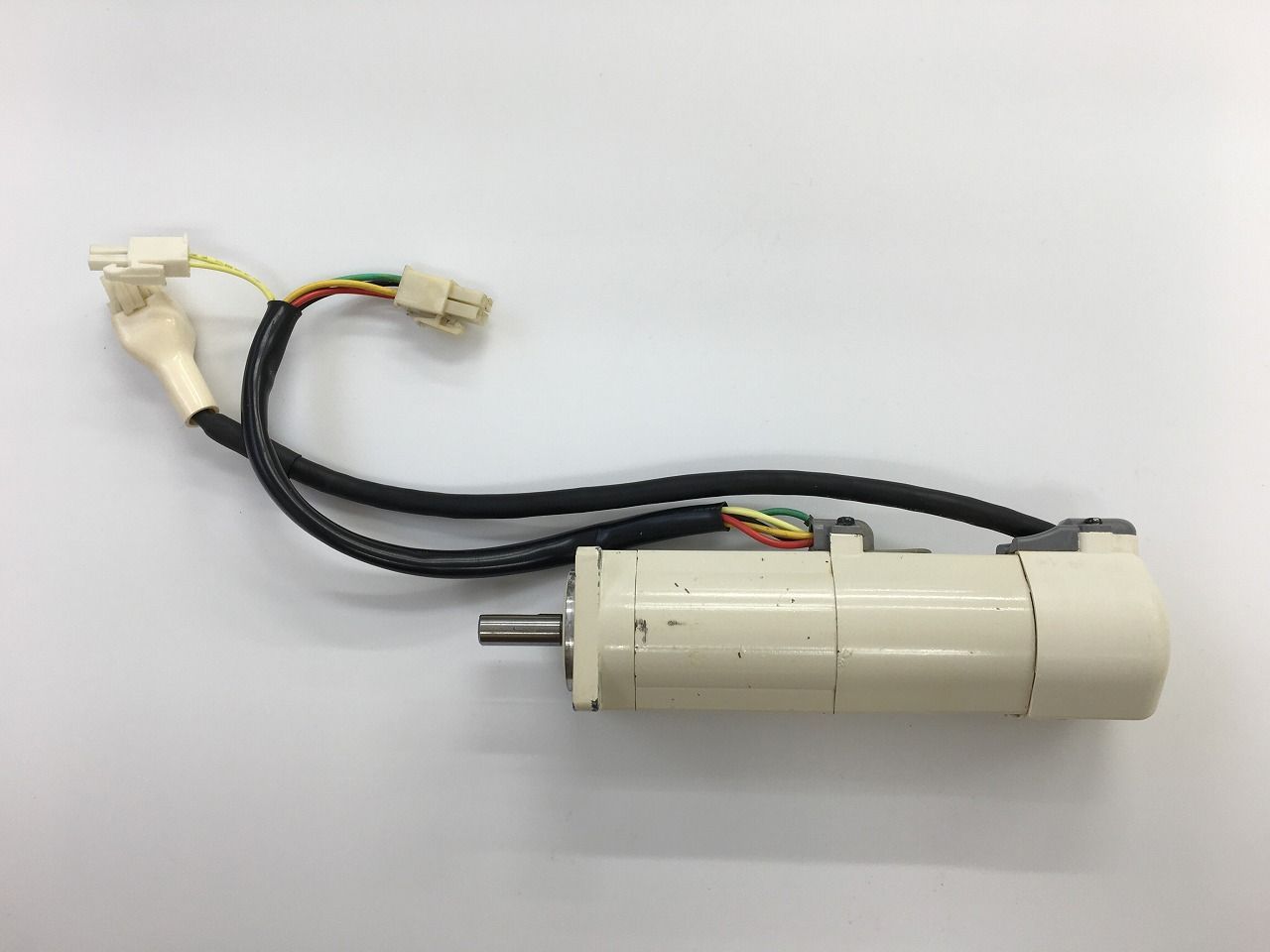 T 023 サーボモーター AC SERVO MOTOR 品
