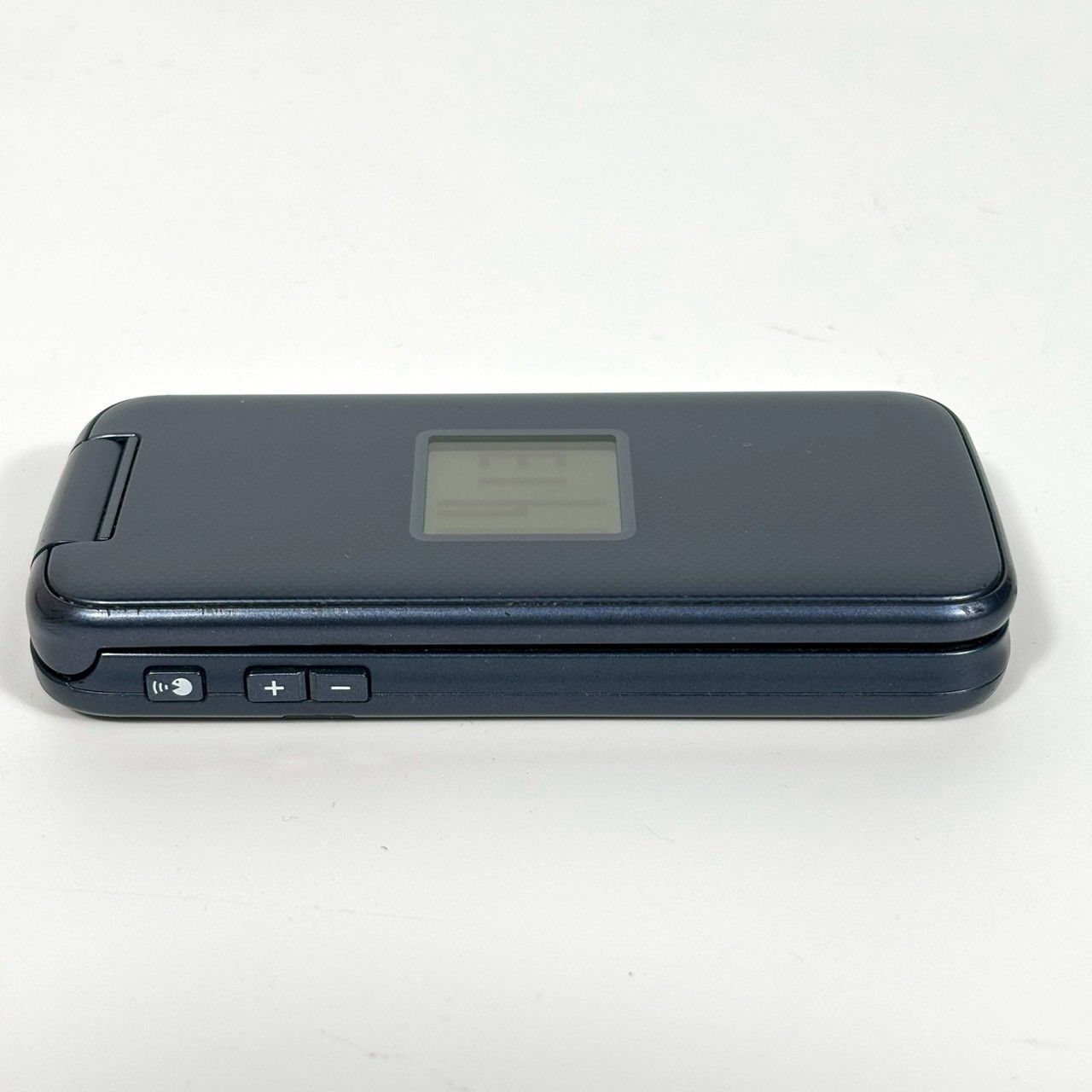 良品】ドコモ らくらくホン F-01M ネイビー 【公式通販】