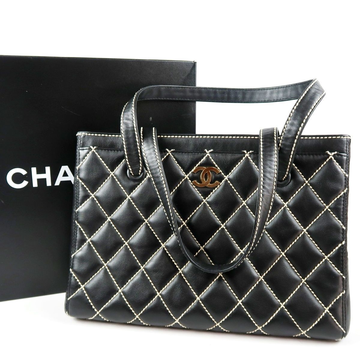 美品】CHANEL シャネル ココマーク ワイルドステッチ ラムスキン 