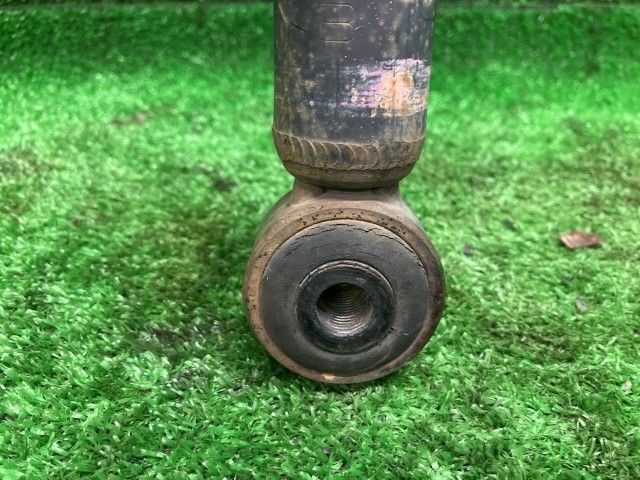 タント LA610S 右リアショックアブソーバー L SA 4WD 48531-B2F60 48530-B9215 R67 - メルカリ