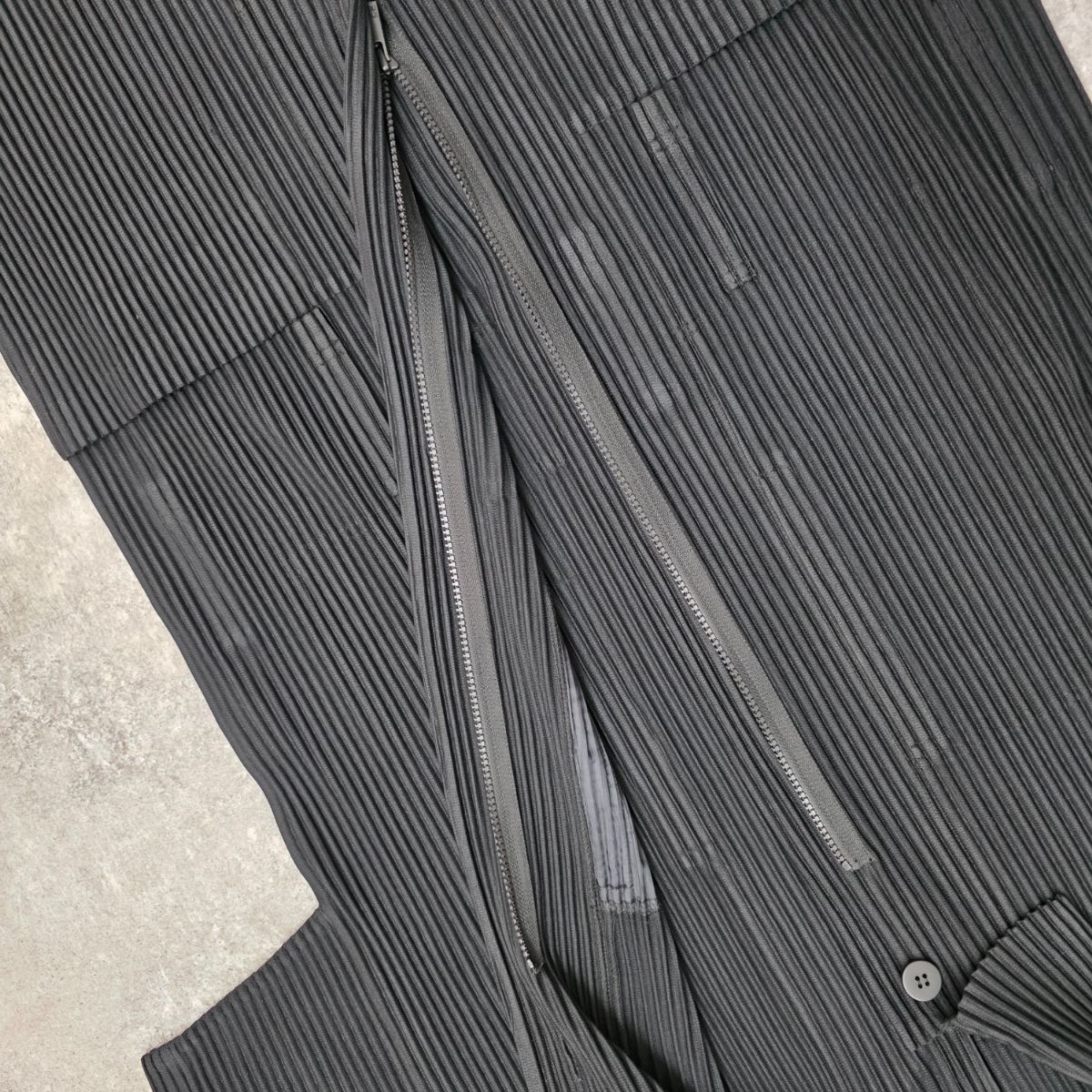 HOMME PLISSE ISSEY MIYAKE オム プリッセ イッセイミヤケ PLEATS