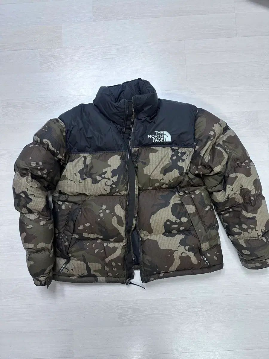 THE NORTH FACE ザノースフェイス Nuptse(ヌプシ) MULTI マルチ캠