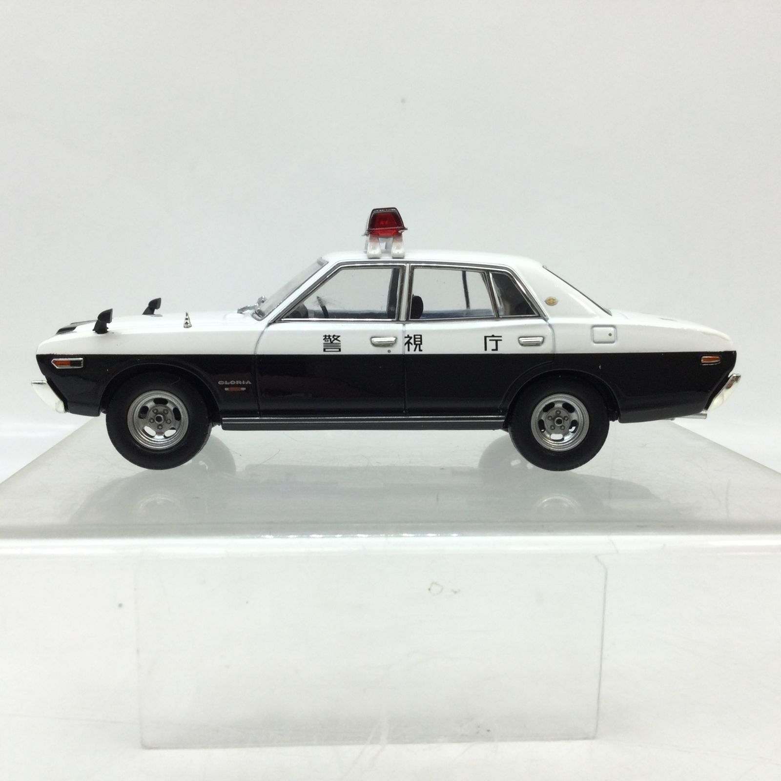 パトロールカー