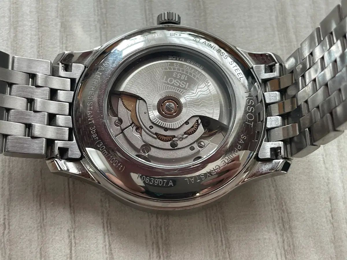  ティソ トラディション パワーマティック 80 オープンハート 白文字盤 通気性 自動巻き時計 腕時計(アナログ)