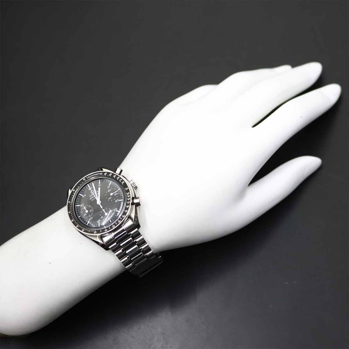 腕時計 ブラック