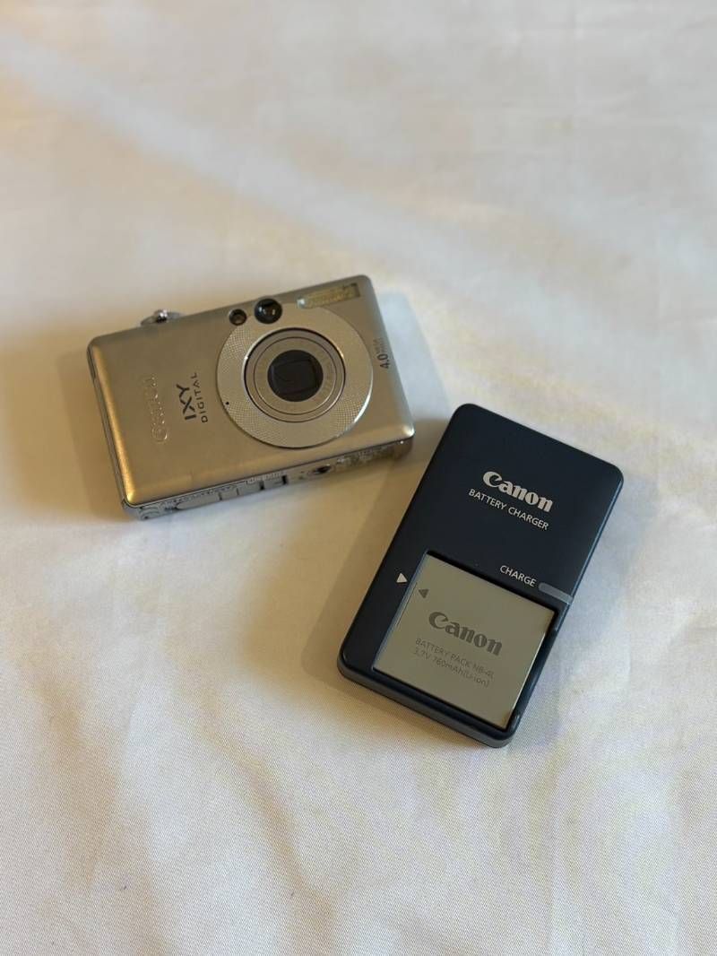 Canon IXY PC1101 シルバー コンパクトデジタルカメラ デジカメ 動作ok