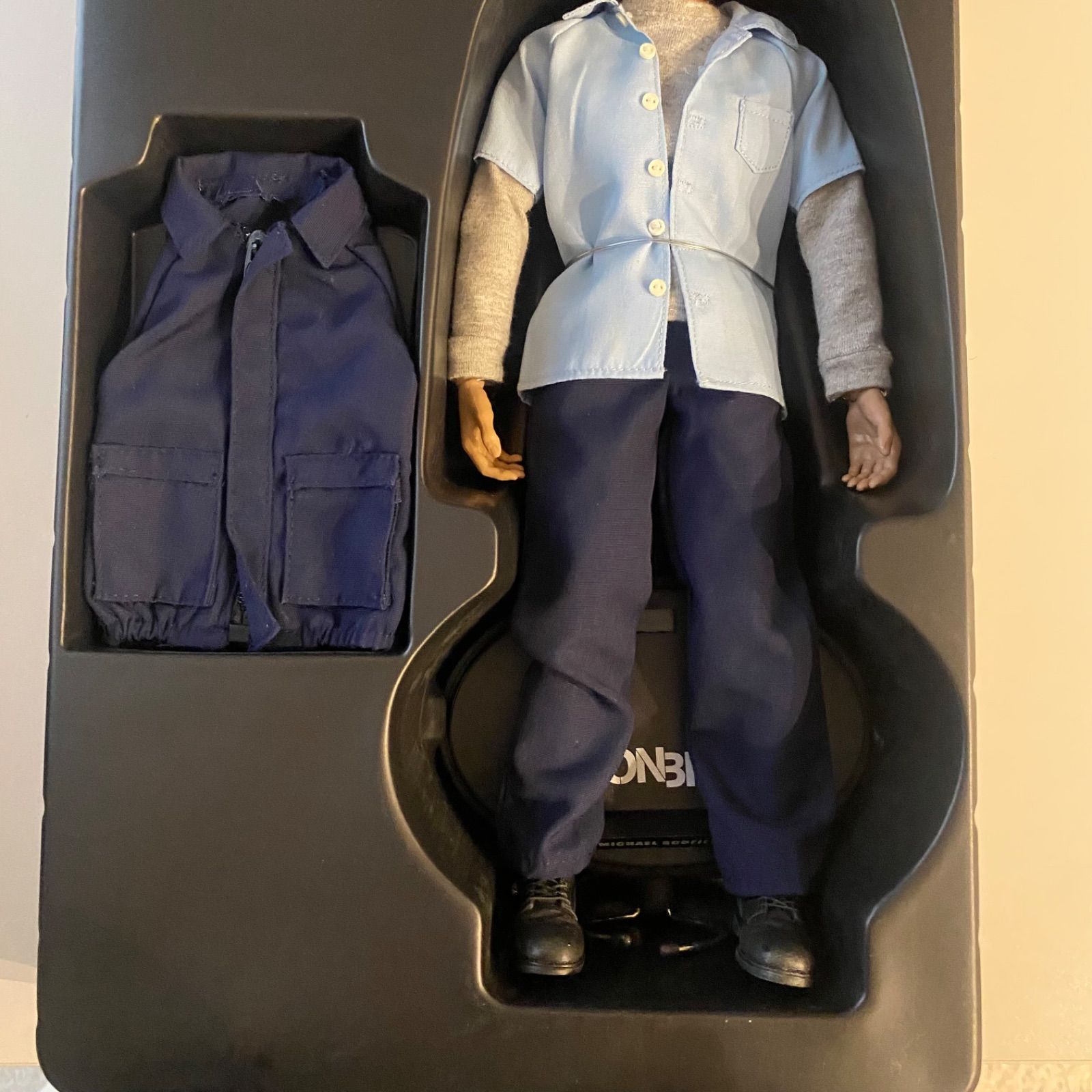 未展示品》プリズンブレイク マイケル・スコフィールド 囚人版 1/6