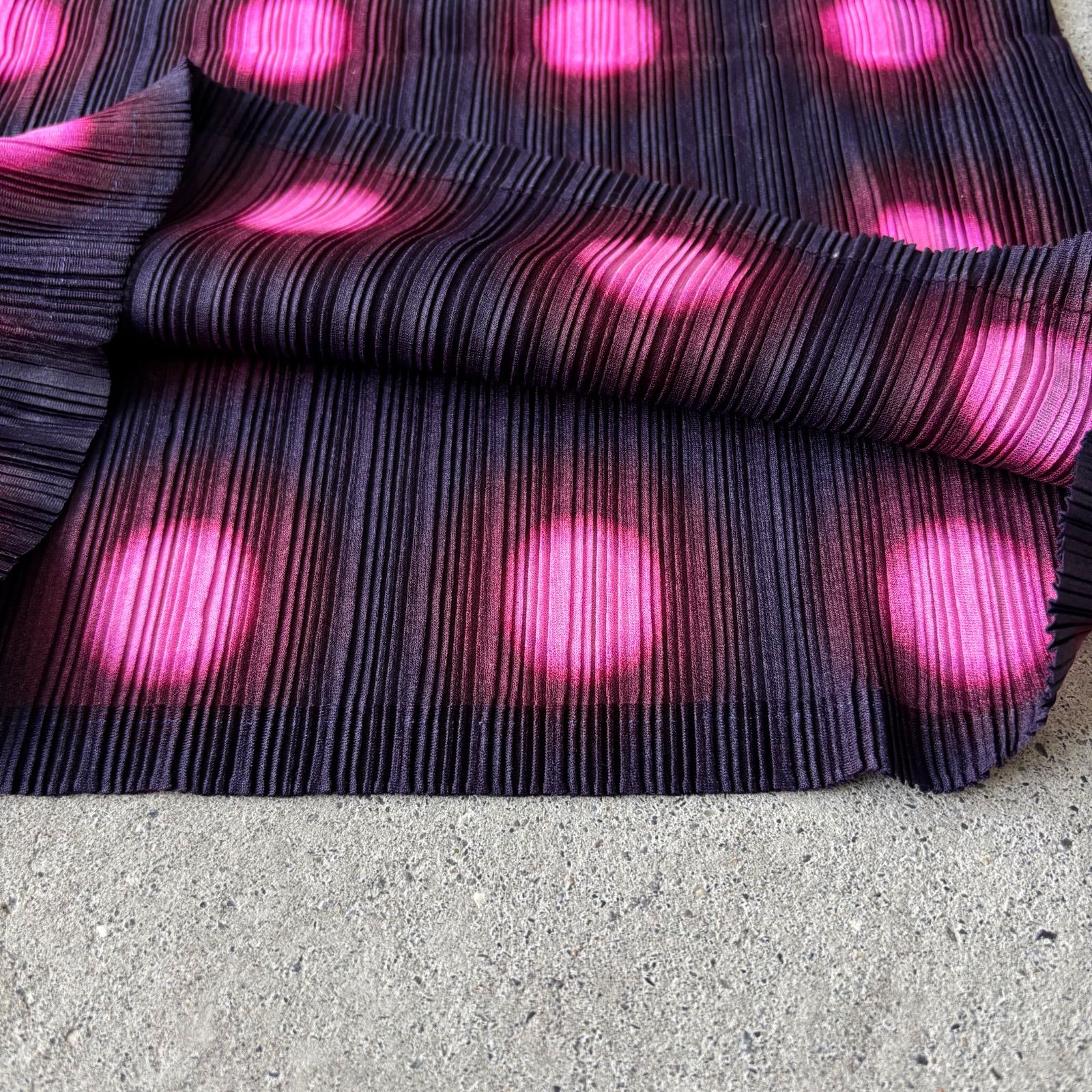 ISSEY MIYAKE イッセイミヤケ ハイネック プリーツプリーズ トップス