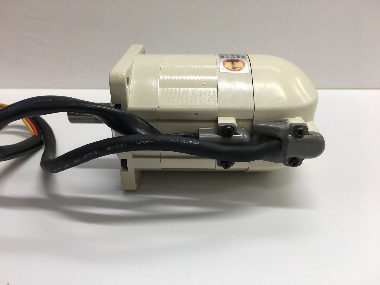 T-025 サーボモーター AC SERVO MOTOR 品