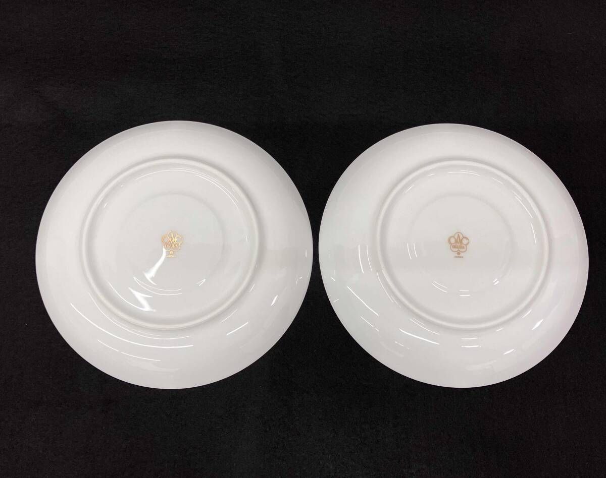 カップ-ソーサー