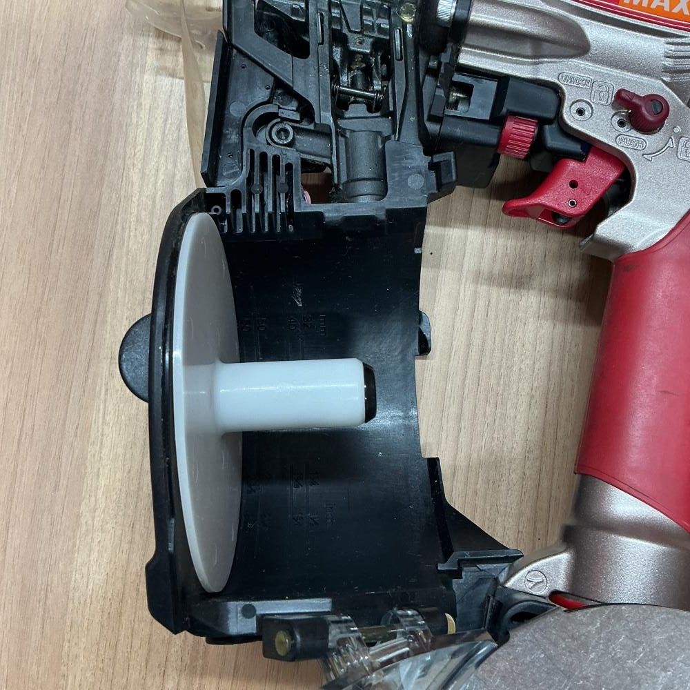 高圧釘打機 スーパーネイラ