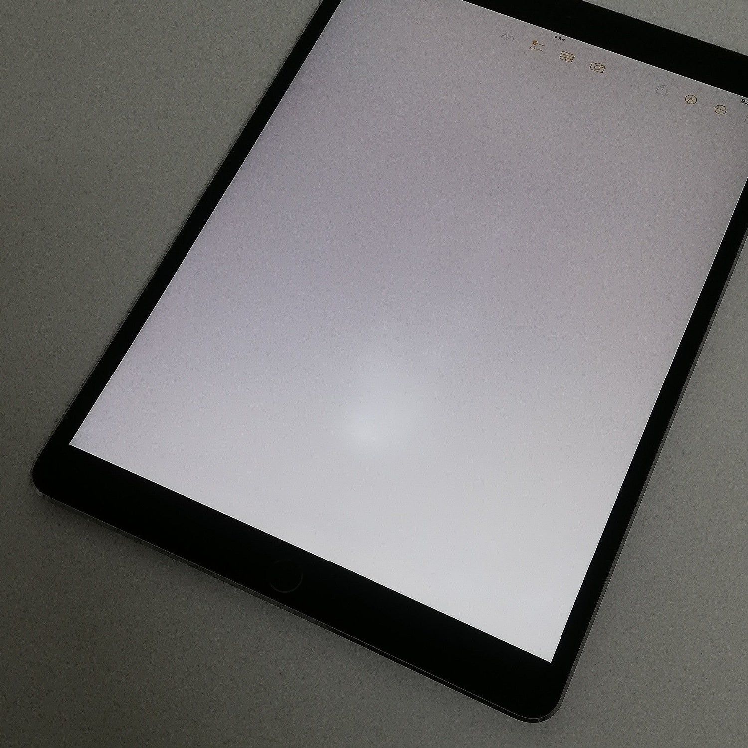 当店保証30日間】iPad Pro 10.5インチ Wi-Fi+Cellularモデル 10.5 