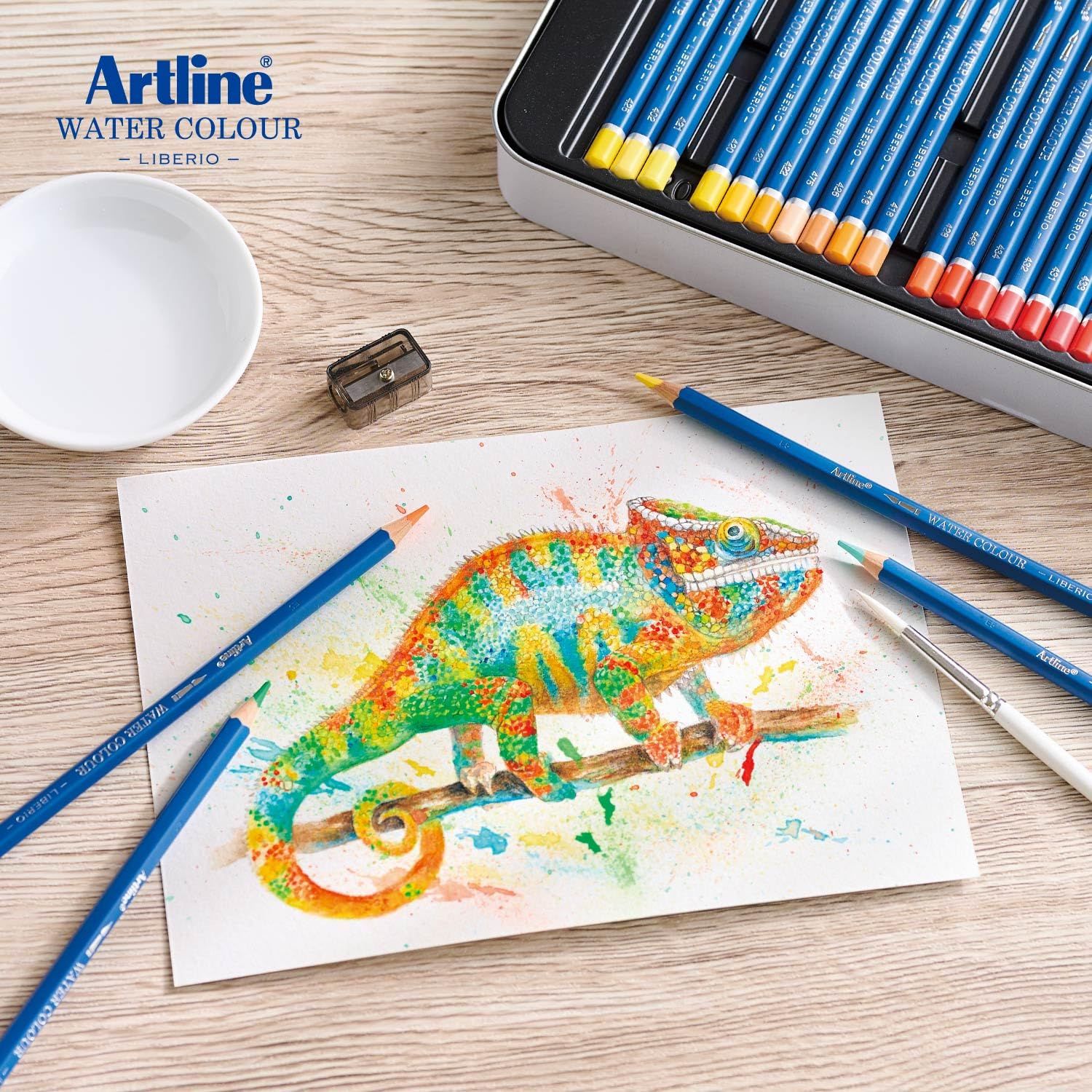 シャチハタ Artline アートライン 水彩色鉛筆 LIBERIO 水彩筆 鉛筆削り付き セット KCPL W 100 C H