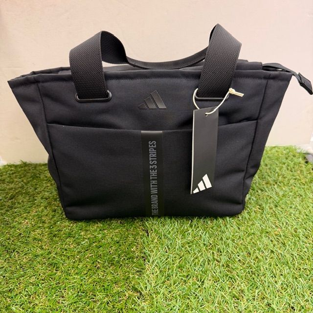 新品未使用品】アディダス ワーディング ラウンド トートバッグ HM560