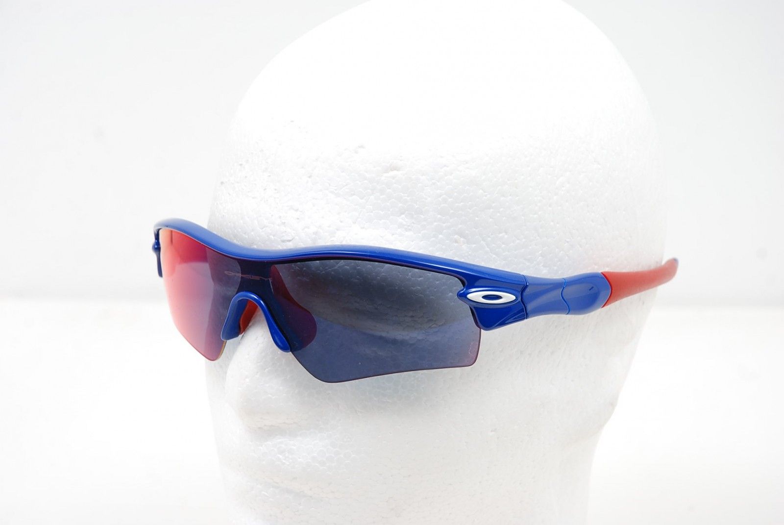 中古 オークリー OAKLEY サングラス ブルー×レッド レーダーロック