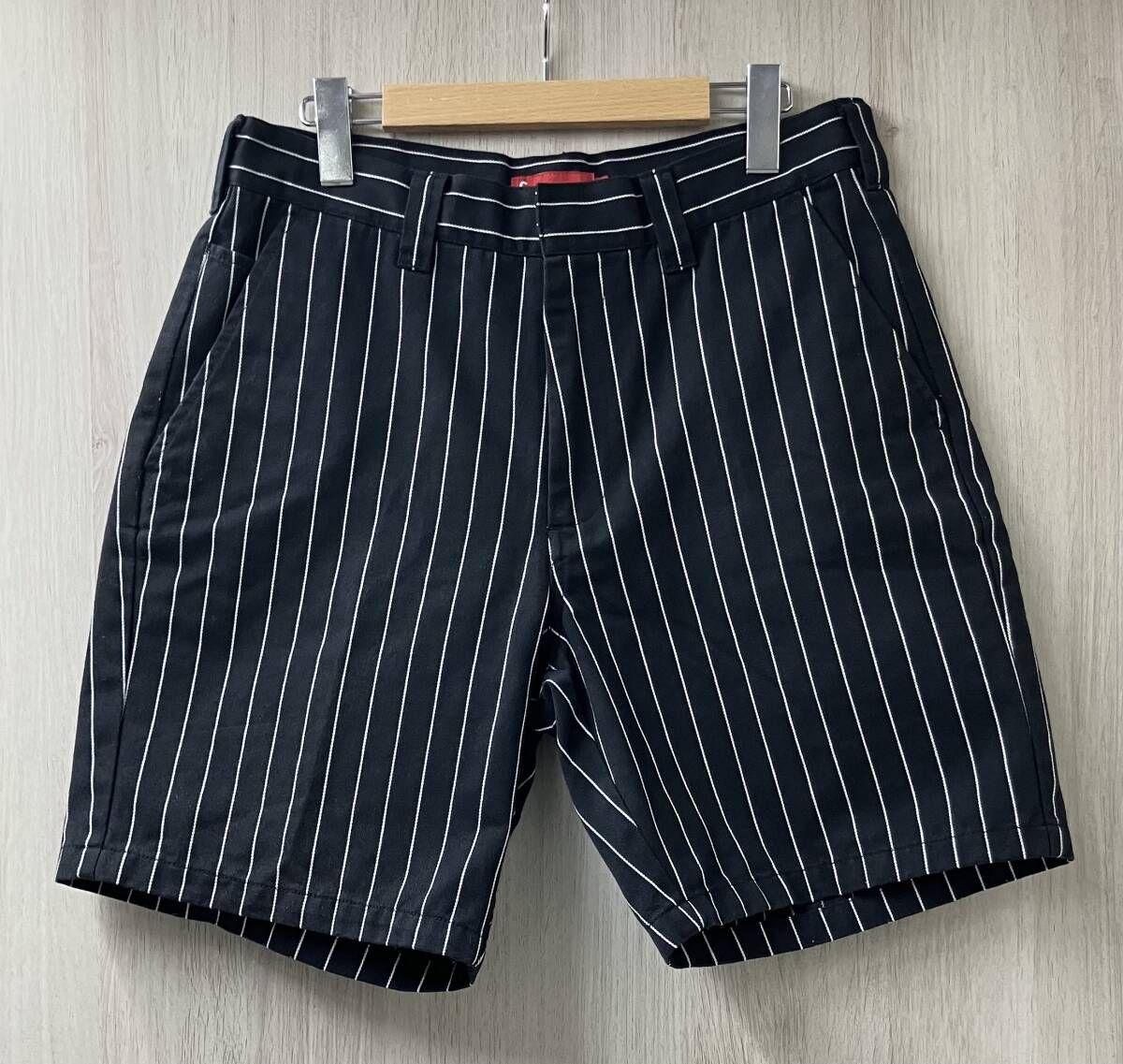 Supreme シュプリーム Work Shorts Stripe ストライプ ハーフパンツ 
