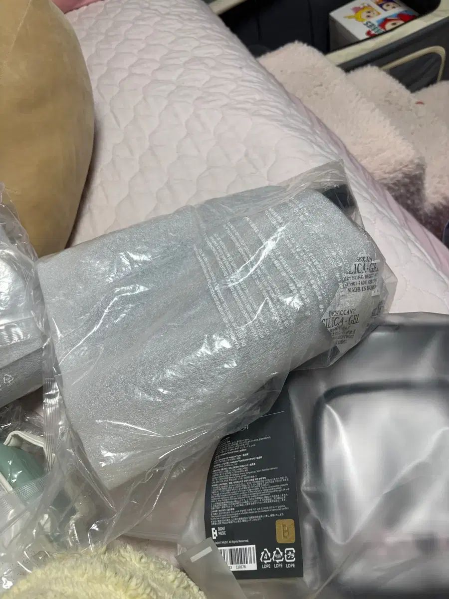 TOMORROW X TOGETHER(TXT) FREEZE クロスバック 開封のみ - メルカリ