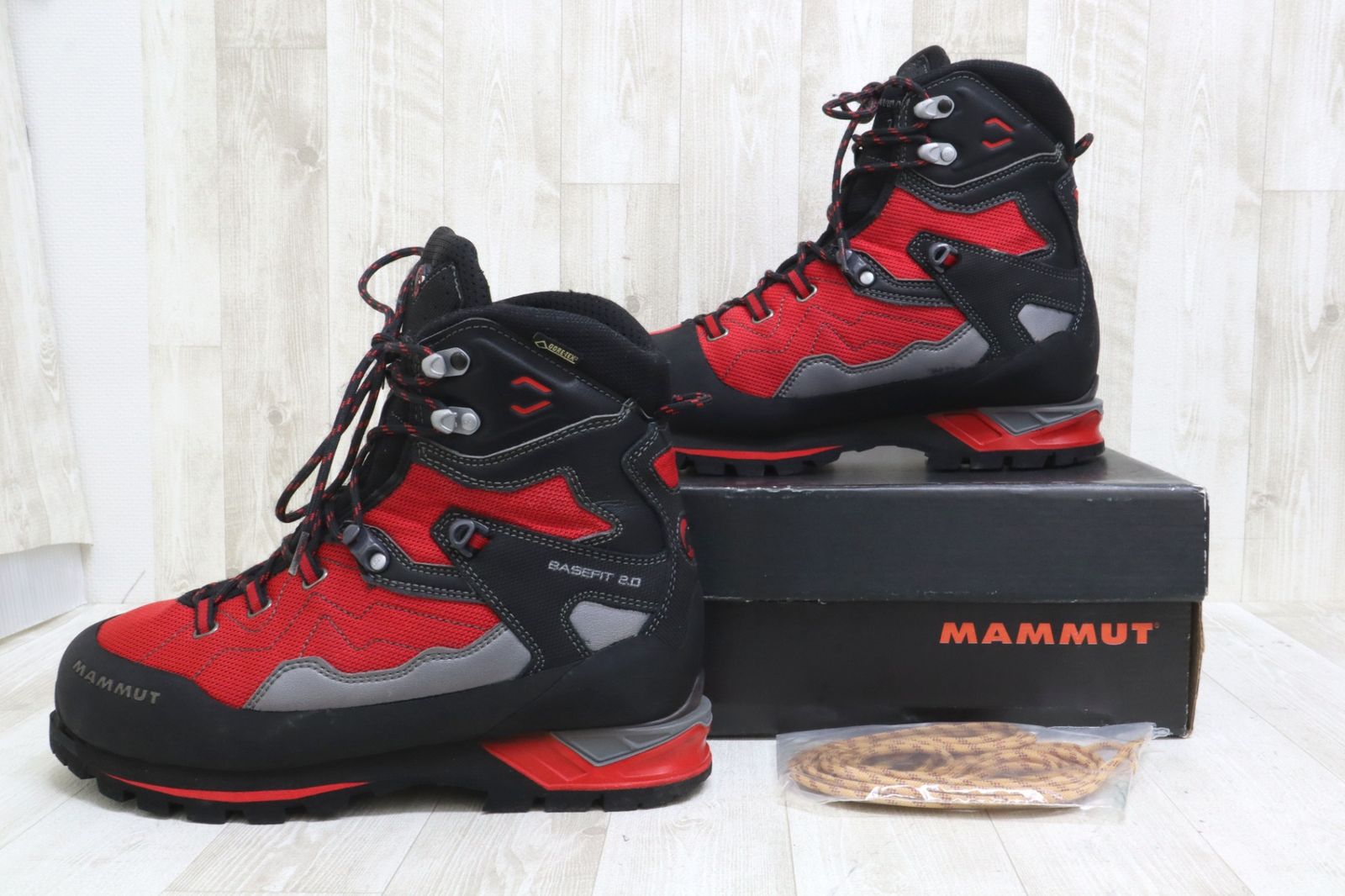 MAMMUT マムート Magic High GTX Menマジック ハイ トレッキングブーツ ゴアテックス US 8 5 レッド き