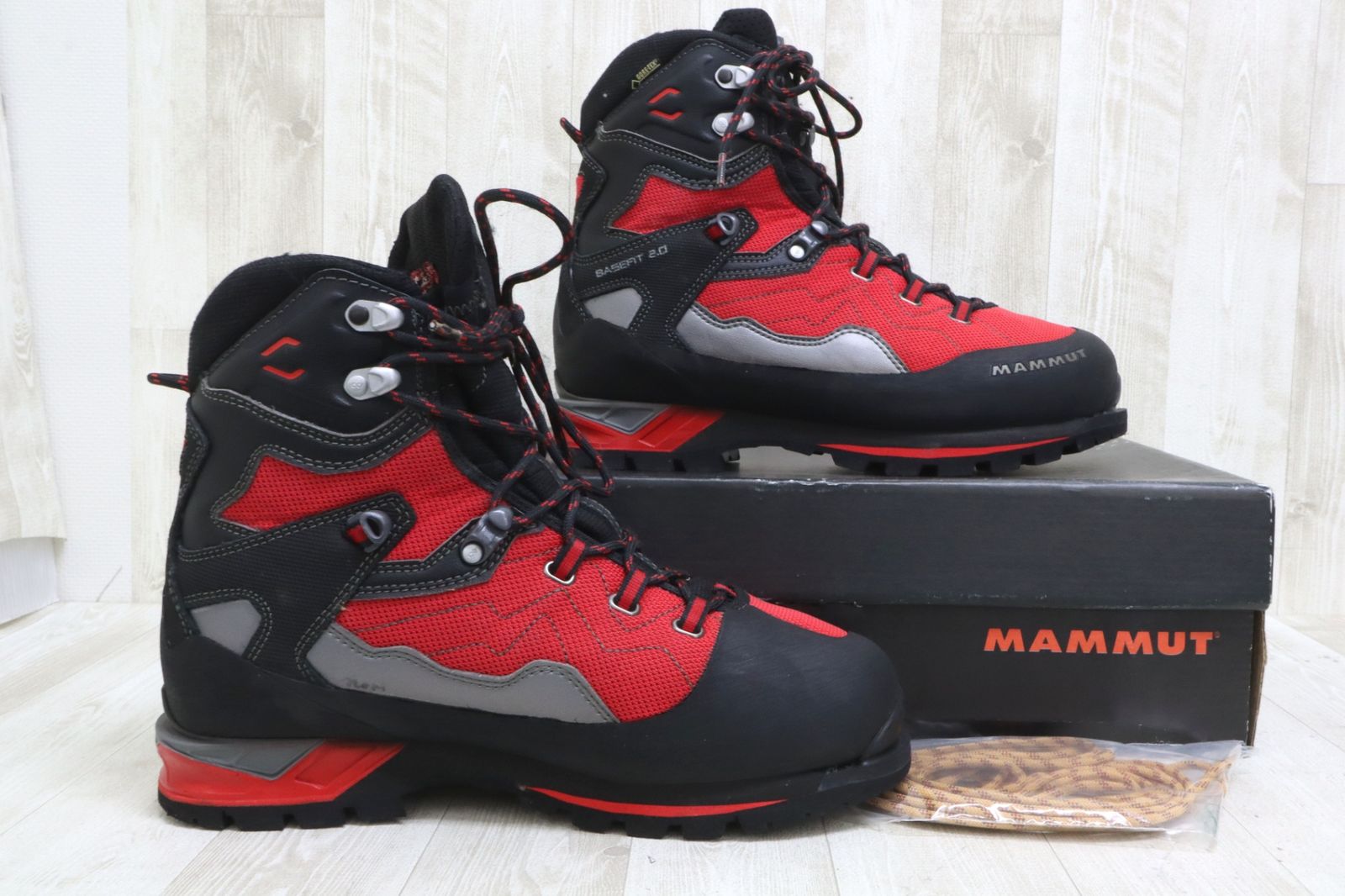 MAMMUT マムート Magic High GTX Menマジック ハイ トレッキングブーツ ゴアテックス US 8 5 レッド き