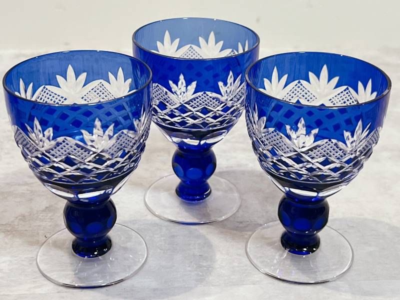 色被硝子 ワイングラス